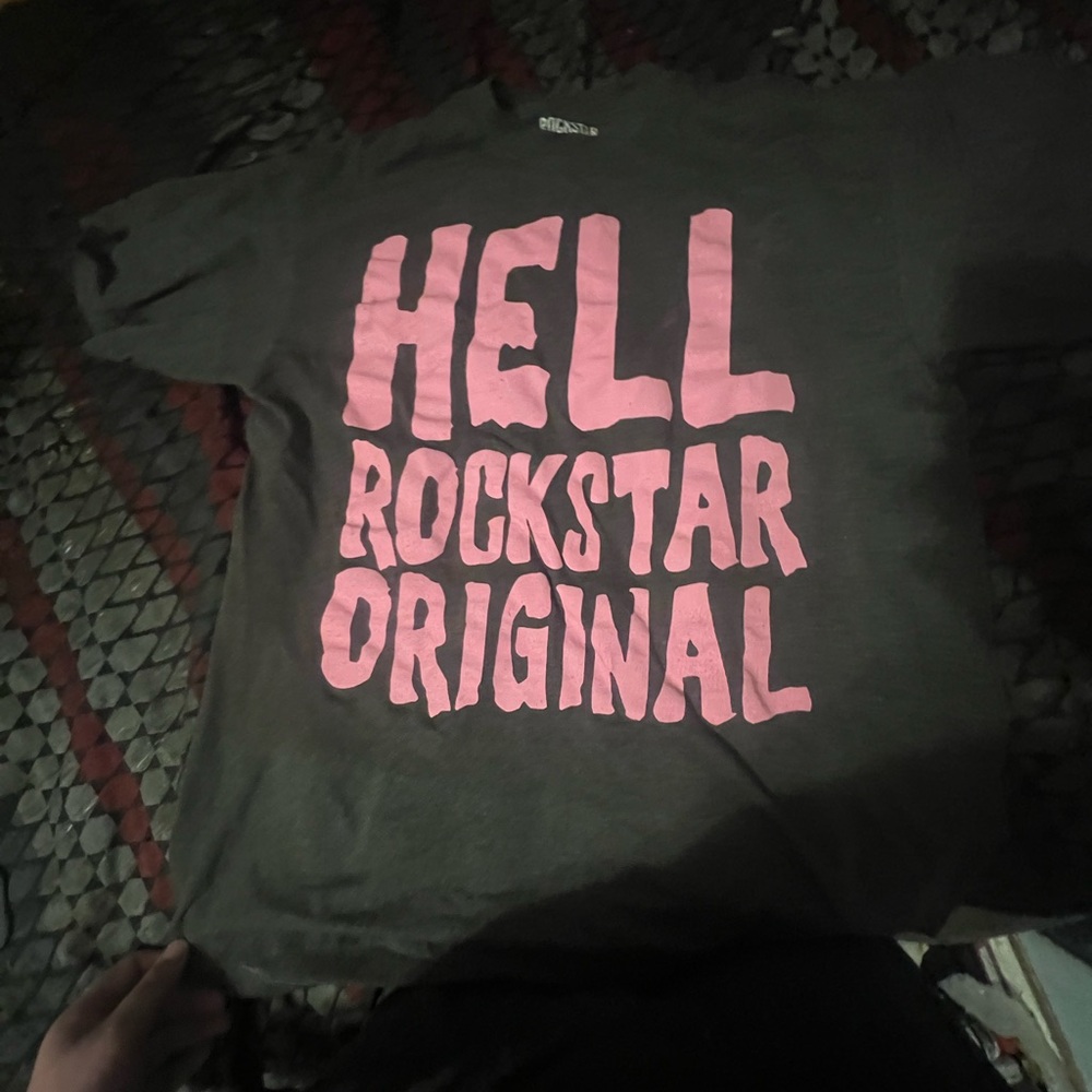 Rockstar Original Men's Gray Tee with Pink Print
